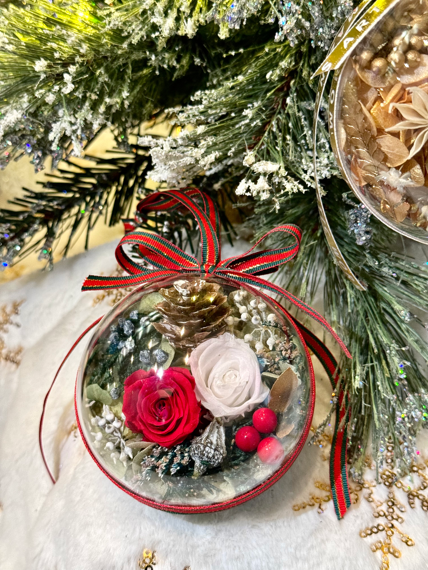 Preserved Rose Christmas Ornaments - Limited Edition Set